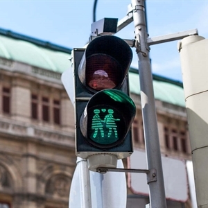 Wien: Intelligente Ampeln Für Fußgänger | © Surflover / Shutterstock.com